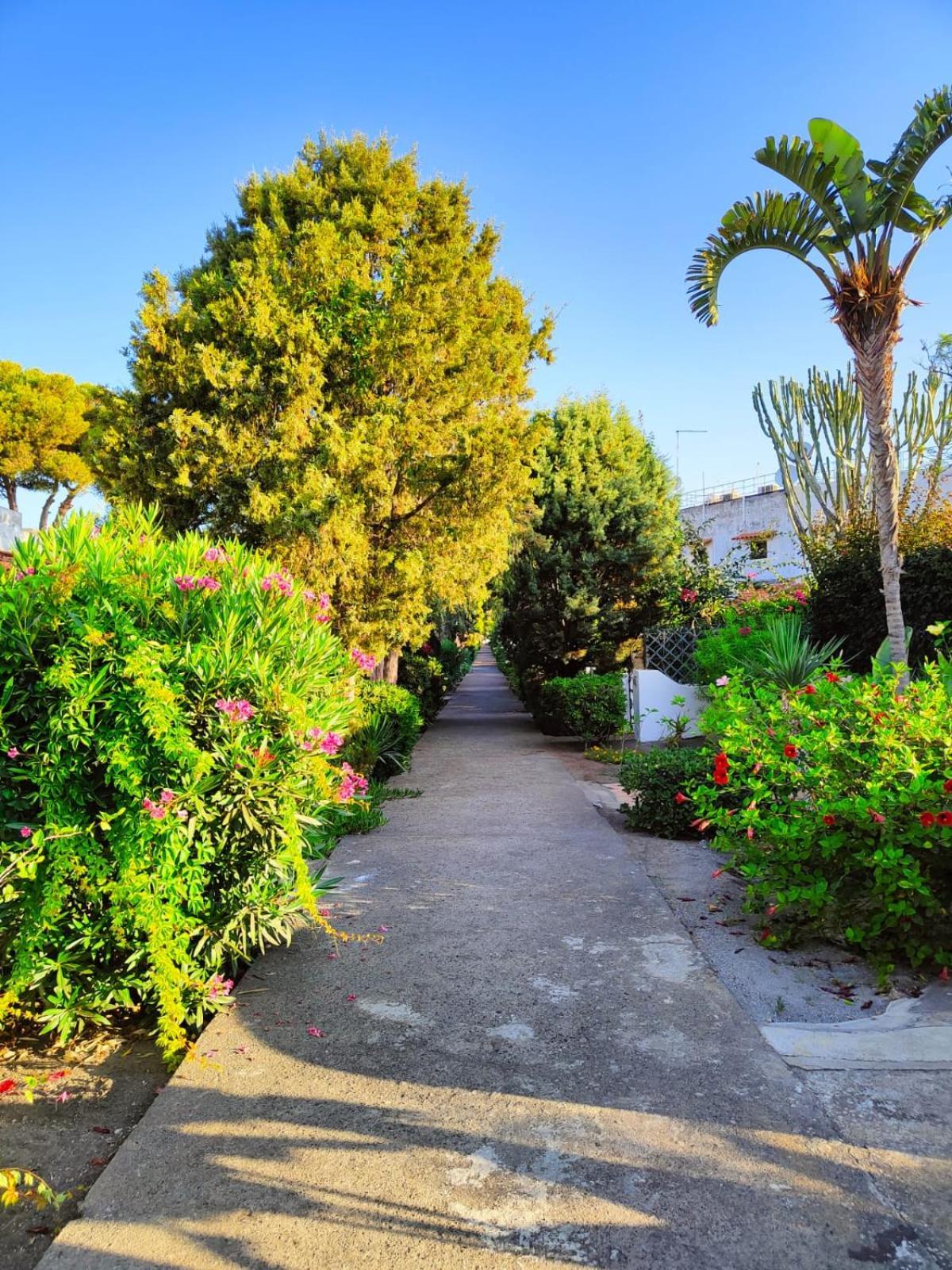 Residence Vulcano Cottage Exterior photo
